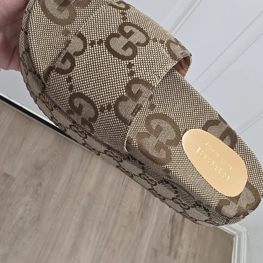 Gucci Brown Sandals (New) - Picture 6 of 11